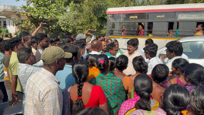 గగ్గుపల్లి గ్రామంలో ప్రచారం