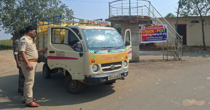 స్థానిక ఎన్నికల్లో మద్యం, డబ్బులు తరలిస్తే కేసులు