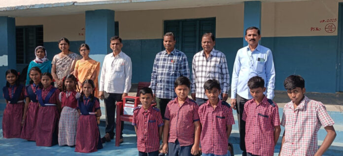 కోనాపూర్ ఉన్నత పాఠశాలలో కంప్లైంట్ బాక్స్ ఏర్పాటు