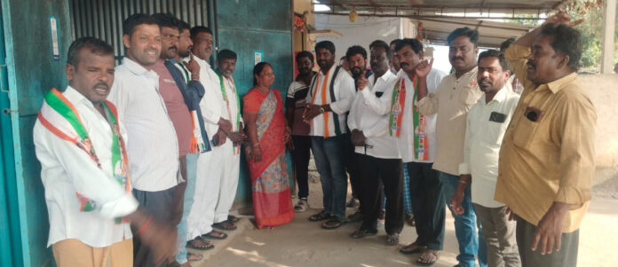 Congress leaders campaign extensively in Sarajipet