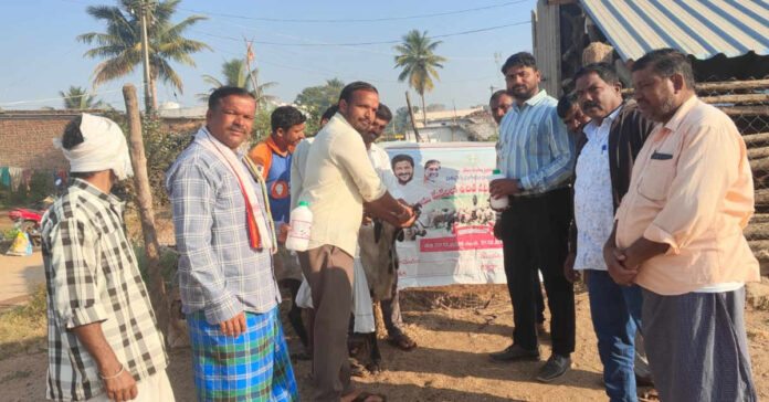 డీబి తండాలో పశువులకు నట్టల నివారణ మందు ప్రారంభించిన సర్పంచ్