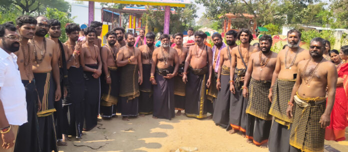 Deeksha Swamis who moved to Sabarimala