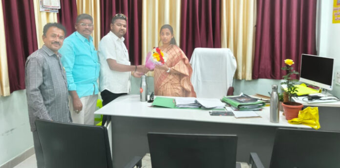 సమస్యల పరిష్కారానికి కృషి చేయాలి