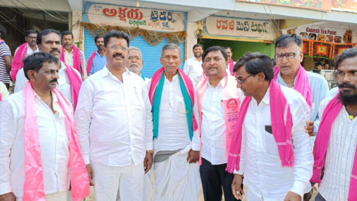 Former MPP joins BRS in presence of former MLA