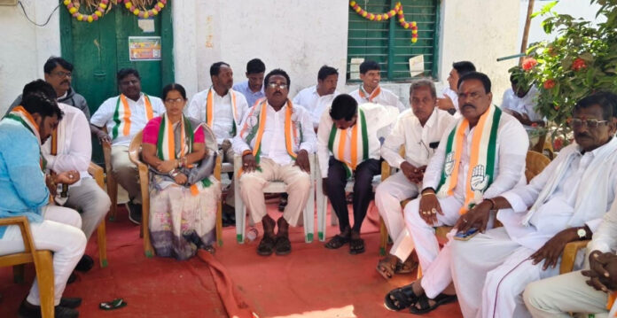 జయమ్మ శ్రీనివాసులును గెలిపిద్దాం