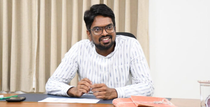 పోలింగ్ రోజున స్థానిక సెలవులు