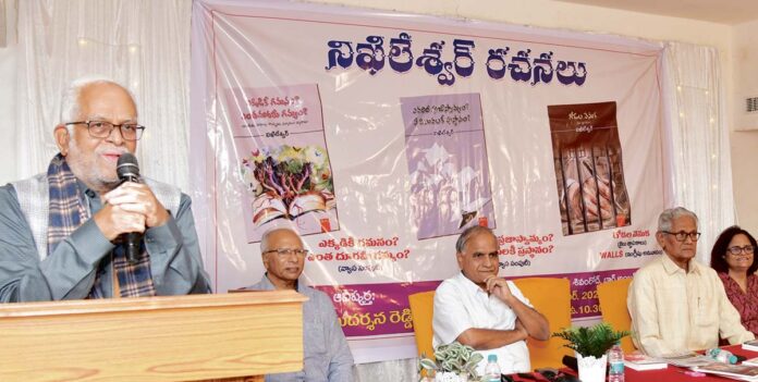 మనుషులను చంపితే ఉద్యమాలు ఆగుతాయా?