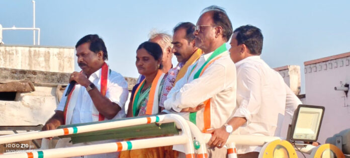 అధికార పార్టీ అభ్యర్థులను గెలిపించండి: ఎమ్మెల్యే వంశీకృష్ణ