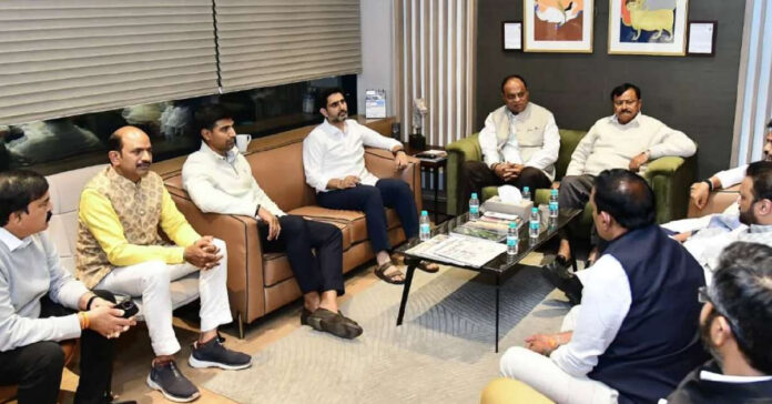 కేంద్రమంత్రులతో మంత్రి లోకేశ్ భేటీ