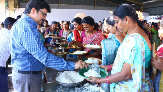 రెండో విడత పోలింగ్ ను అధికారులు సమర్థవంతంగా నిర్వహించాలి