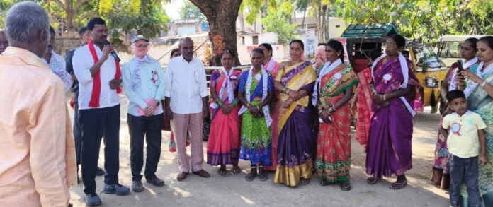 ప్రజలకై పోరాడే కమ్యూనిస్టులకే పట్టం కట్టండి