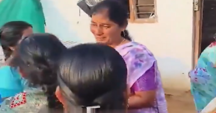 కాంగ్రెస్ సర్పంచ్ అభ్యర్థి ఇంటిపై దాడి