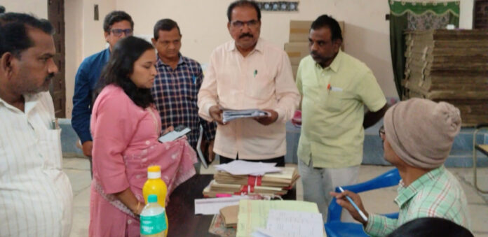 Sub-Collector inspects data of nomination centers