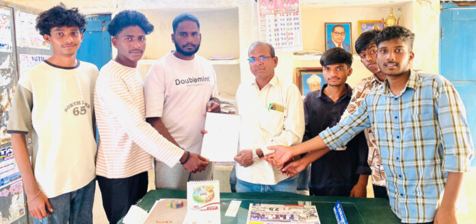 ఎంఈఓకు వినతి పత్రం అందజేత