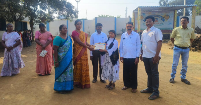 విద్యార్ధిని శృతికి “తానా” ప్రశంసలు