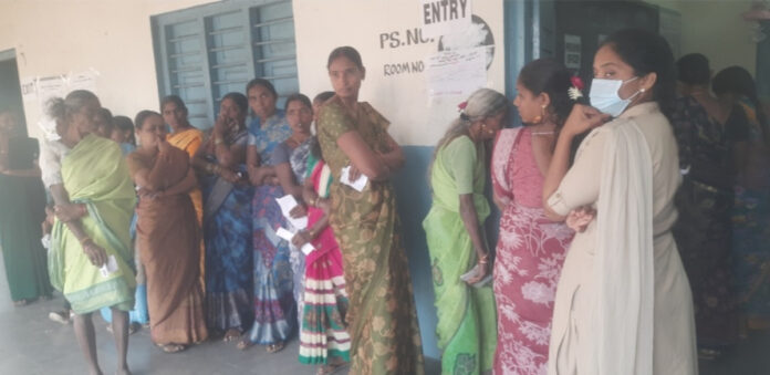 మల్హర్ లో హస్తం హవా.!