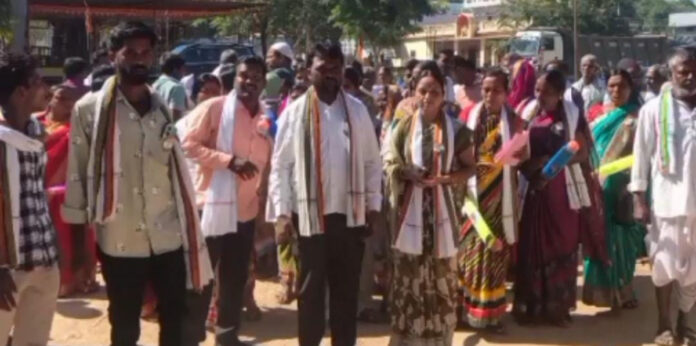 కాంగ్రెస్ పార్టీ బలపరిచారు.. తర్వాత వద్దన్నారు