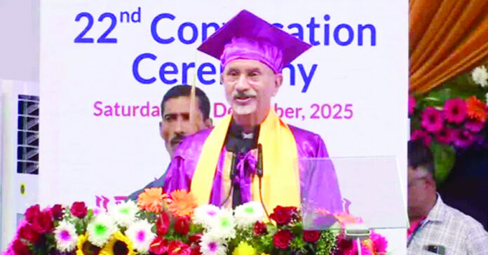 అధికారం ఏ ఒక్క దేశానికీ పరిమితం కాదు