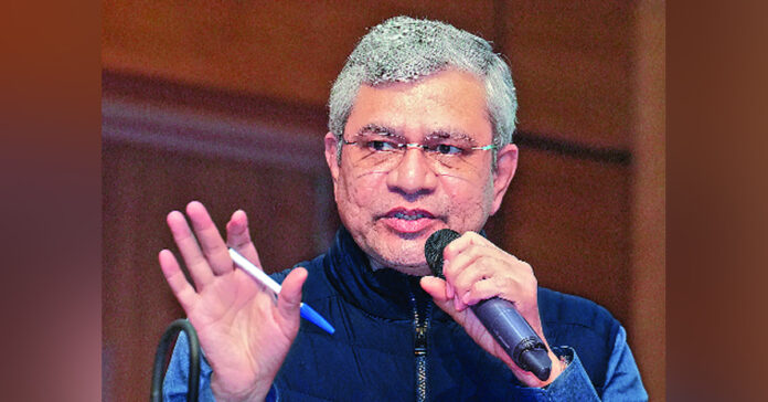 బీమా రంగంలో 100 శాతం ఎఫ్డీఐ