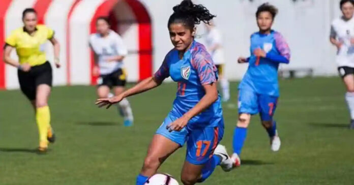 Telangana: దేశంలోనే తొలి మహిళా ఫుట్ బాల్ అకాడమీ ఏర్పాటు