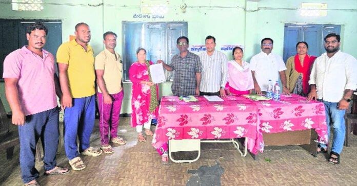 ఏకగ్రీవమైన జీపీలు