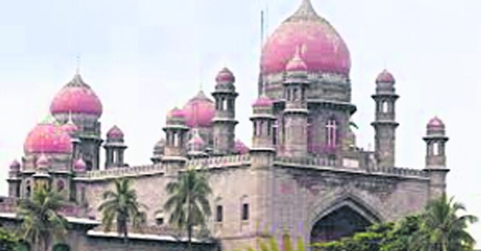 జీహెచ్ఎంసీలో 300 వార్డులకు పెంపుపై నేడు విచారణ