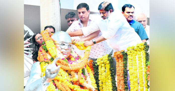 అంబేద్కర్ ఆలోచనే మాకు మార్గం