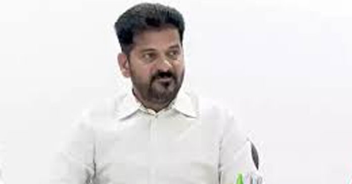 CM donates Rs. 1 lakh to Armed Forces Flag Day Fund