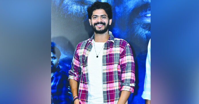 అందర్నీ భయపెట్టే ‘ఈషా’