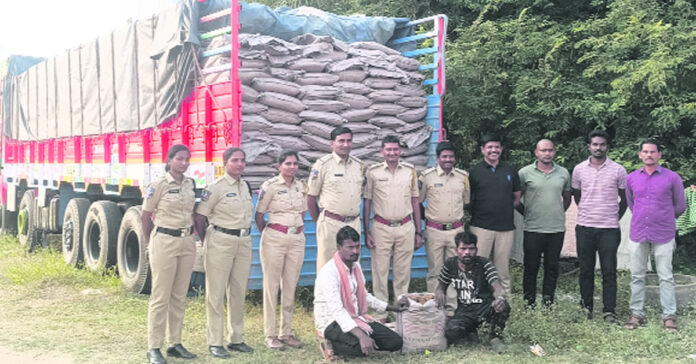 35వేల కిలోల బెల్లం పట్టివేత