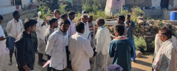 మేనూరు సర్పంచ్ అభ్యర్థిగా గ్రామ పెద్దలు ప్రదీప్ కుమార్ దేశ్ పాండే