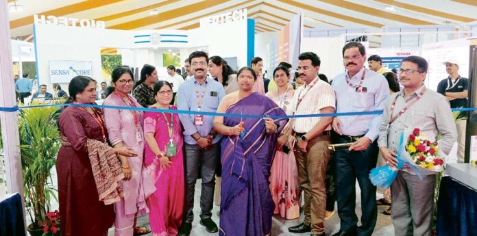 మార్పునకు తెలంగాణ నాయకత్వం