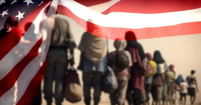 యూఎస్లో అక్రమ వలసదారులపై భారీ జరిమానా