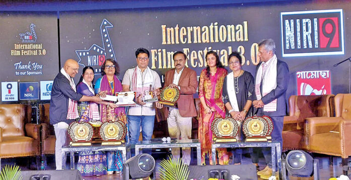 We will make everyone laugh.