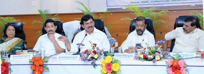 రూ.250 కోట్లతో మేడారం అభివృద్ధి