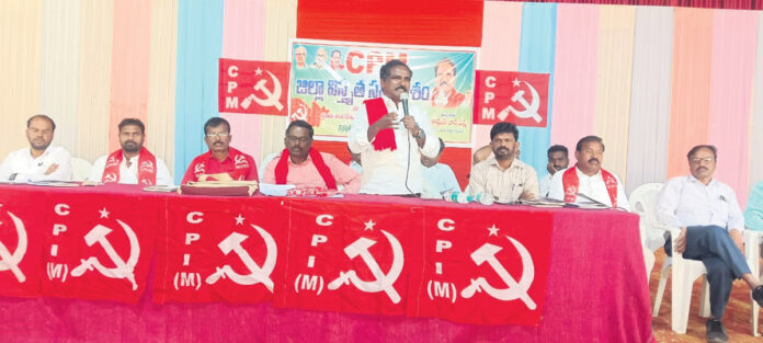 నియంతలా వ్యవహరిస్తున్న అమెరికా