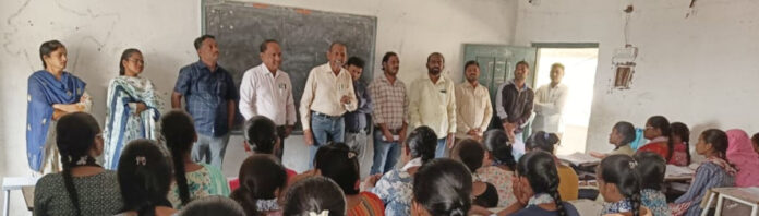 ప్రభుత్వ జూనియర్ కళాశాలలో బడి-బాట కార్యక్రమం