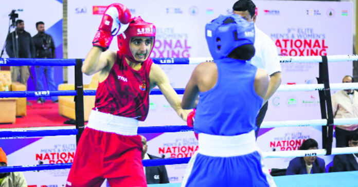 నిఖత్ జరీన్ అలవోకగా..