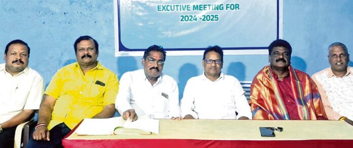 ట్రయథ్లాన్ కార్యదర్శిగా సురేంద్ర