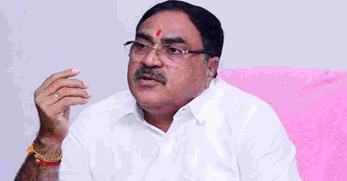 మాజీ మంత్రి ఎర్రబెల్లి దయాకర్ రావుపై కేసు నమోదు