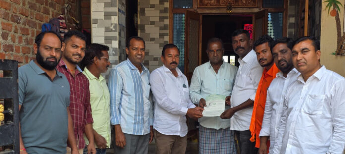 Financial aid check presentation