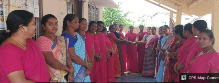 Financial assistance of Rs. 5 thousand to fire accident victim