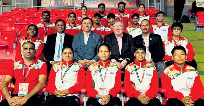 చంద్రిక పసిడి పంచ్