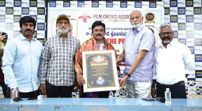 చిన్న నిర్మాతలే పరిశ్రమకు పెద్ద దిక్కు