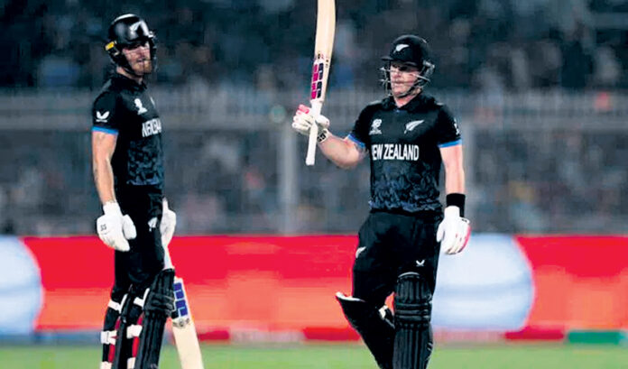 అలెన్ అజేయ శతకం