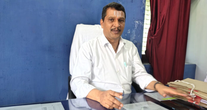 అంబేద్కర్ జయంతి వేడుకల్లో పాల్గొనని అధికారులపై చర్యలు