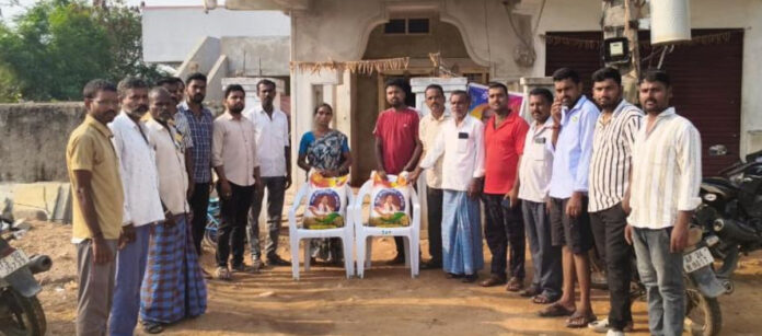 Rice distributed to the family of the deceased