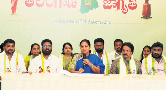 జీహెచ్ఎంసీలో అవినీతికి ముఖ్యమంత్రే బాధ్యులు