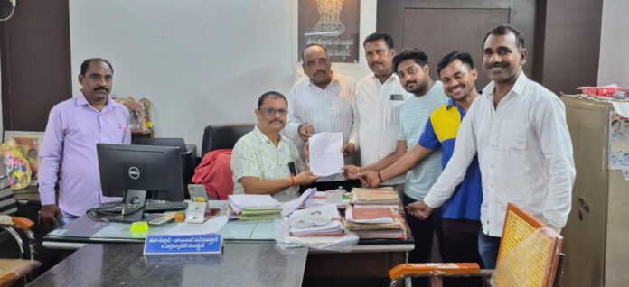 The problem remains the same despite the survey… Ward members complain to the Tahsildar