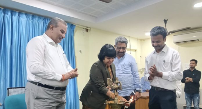 జూనియర్ అడ్వొకేట్లకు మూడు రోజుల ట్రైనింగ్ వర్క్షాప్